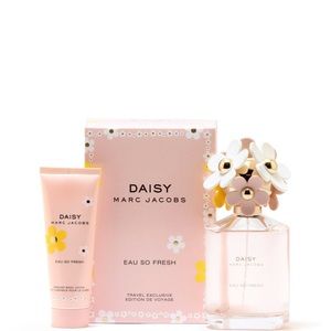 Marc Jacobs Daisy Eau So Fresh 2-Piece Gift Set